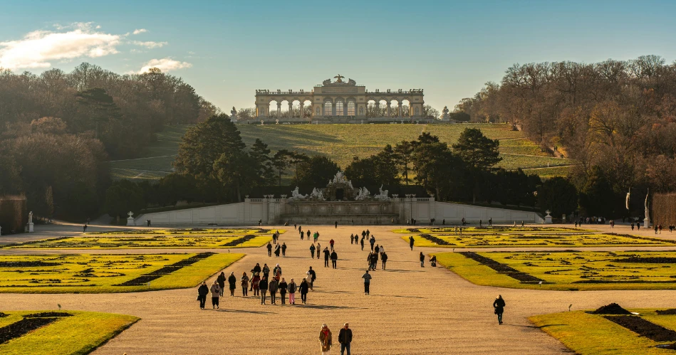 Kunjungan ke Taman Istana Schönbrunn