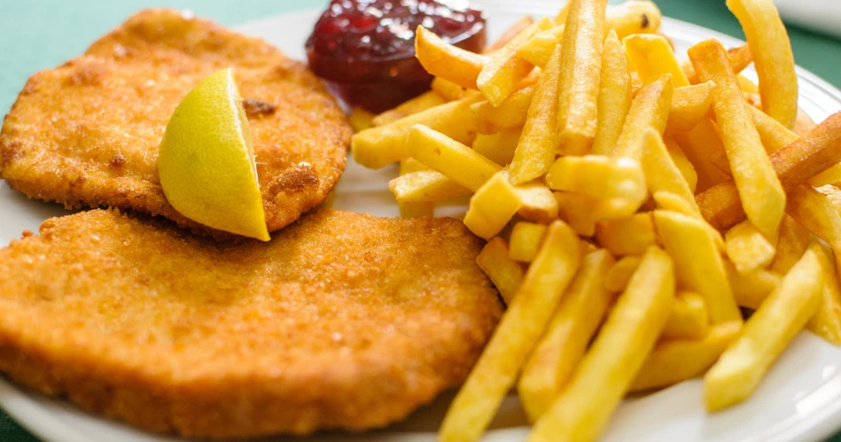 Dining in Style at Figlmüller: The Schnitzel Experience